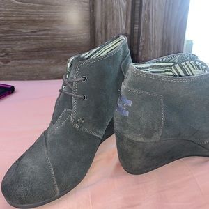 Toms Booties